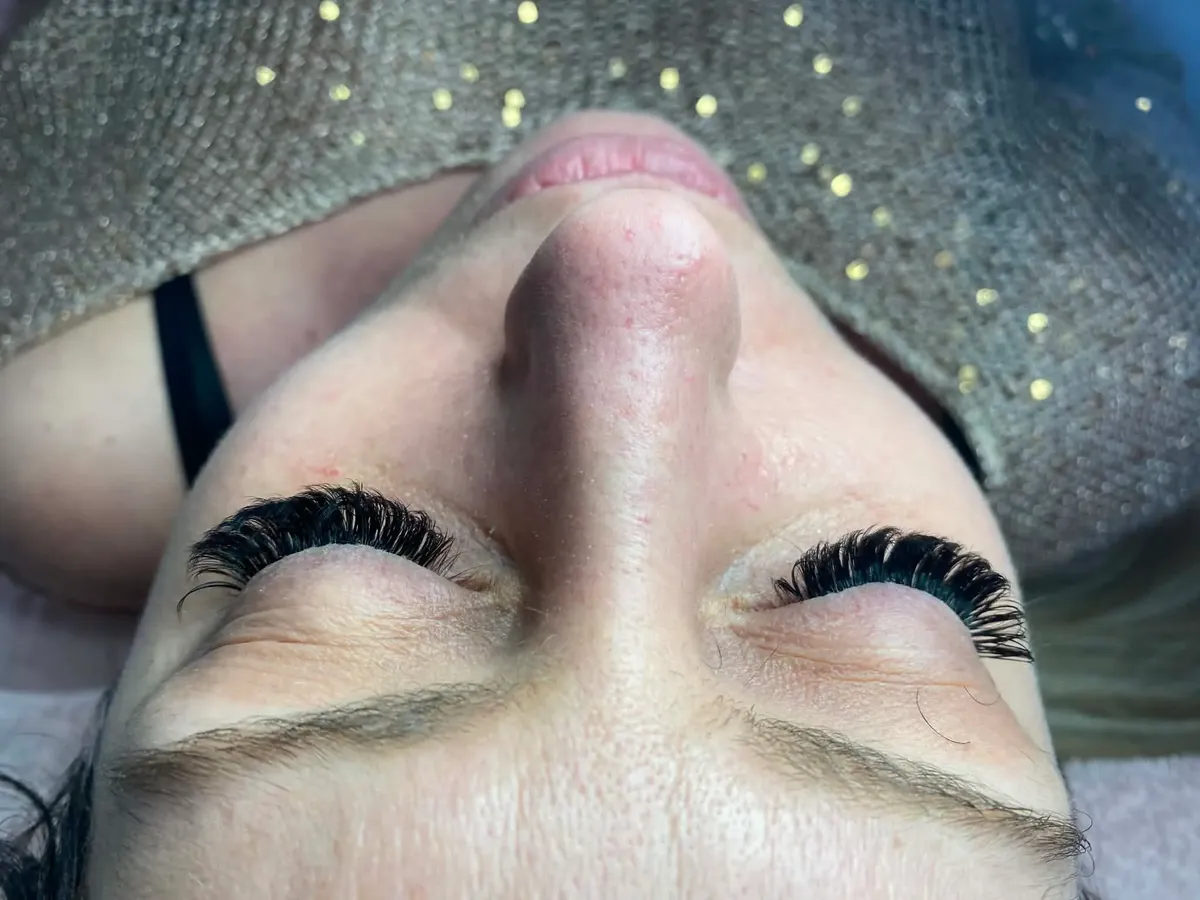 Eyelash extensions